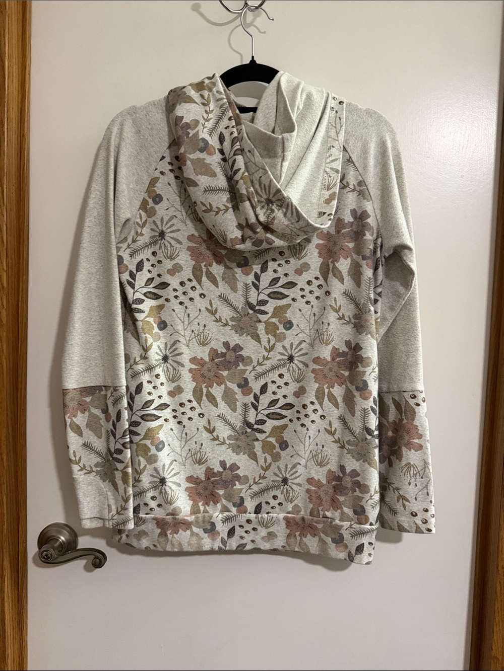 AMPERSAND AVE Floral Pullover Hoodie in Cream, Pink, Green - Picture 6 of 10